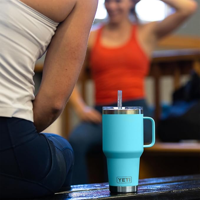 YETI Rambler 35 oz Tumbler with Handle and Straw Lid, Travel Mug Water Tumbler, Vacuum Insulated Cup with Handle, Stainless Steel, Reef Blue