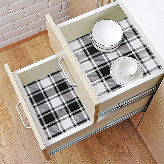 Guvana 17.7"x118" Black and White Trellis Contact Paper Peel and Stick - Image 3