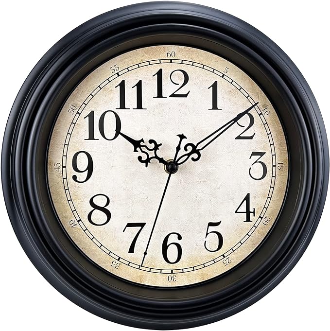 Plumeet Retro Wall Clock by Plumeet